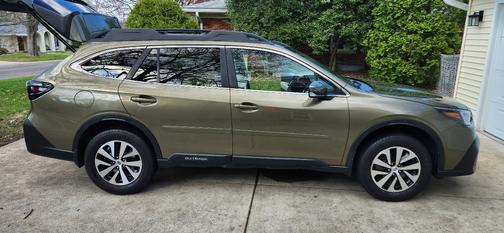 2020 Subaru Outback Premium