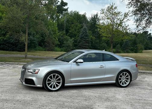 Silver 2014 Audi RS 5 4.2