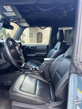 Blue 2022 Ford Bronco Badlands Advanced