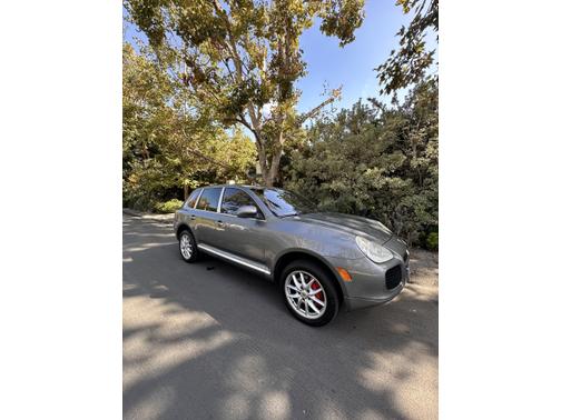 2004 Porsche Cayenne Cayenne Turbo
