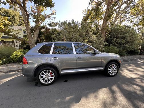 2004 Porsche Cayenne Cayenne Turbo