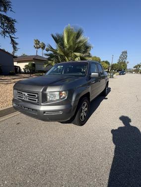 Gray 2008 Honda Ridgeline RTL