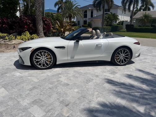 White 2022 Mercedes-Benz AMG SL 63 Base