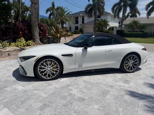 White 2022 Mercedes-Benz AMG SL 63 Base