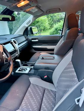 Black 2021 Toyota Tundra SR5