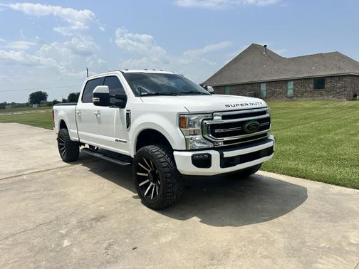 White 2020 Ford F-250 Lariat