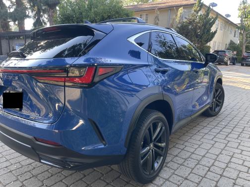 2022 Lexus NX 450h+ Luxury