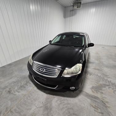 2009 INFINITI M35 x