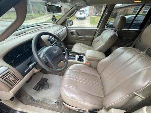 2004 Jeep Grand Cherokee Laredo