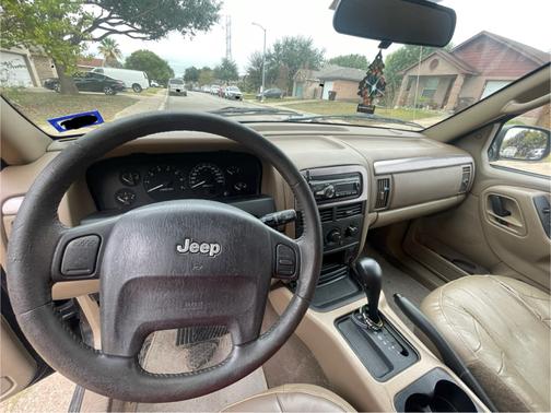 2004 Jeep Grand Cherokee Laredo