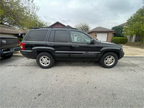 2004 Jeep Grand Cherokee Laredo