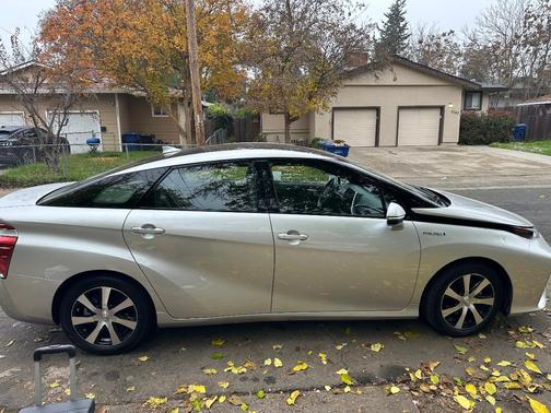 Silver 2019 Toyota Mirai Base