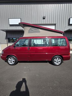 Red 2001 Volkswagen Eurovan MV