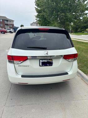 White 2014 Honda Odyssey EX