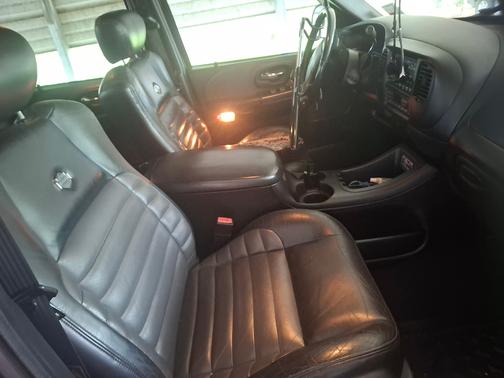 Silver 2002 Ford F-150 Lariat SuperCrew