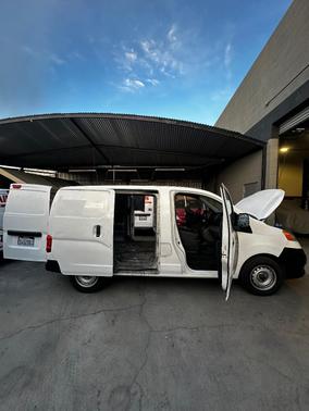 White 2013 Nissan NV200 SV