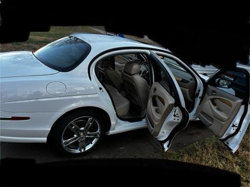 2002 Jaguar S-Type 4