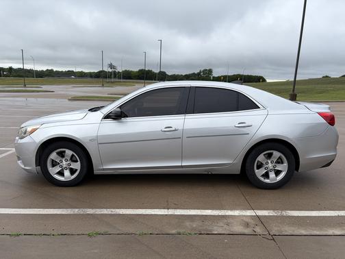 Silver 2016 Chevrolet Malibu Limited LS