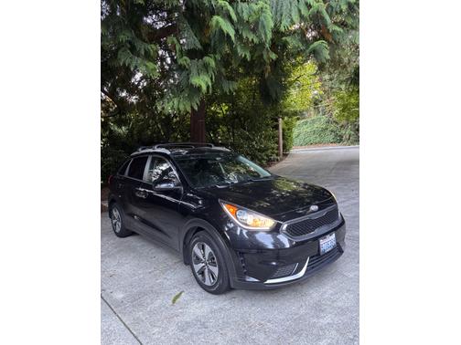 2017 Kia Niro LX