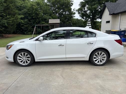 White 2016 Buick LaCrosse Leather