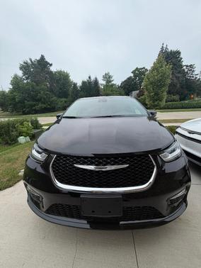 Black 2026 Chrysler Pacifica Select AWD
