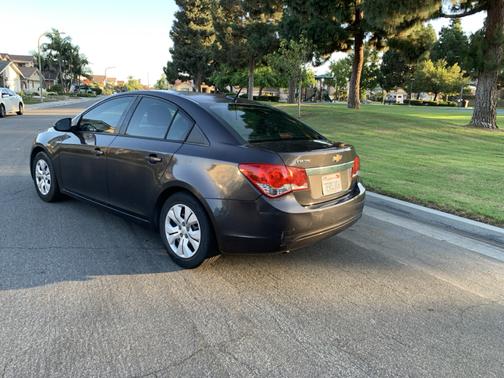 Brown 2014 Chevrolet Cruze LS