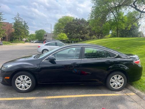 Black 2012 Mazda Mazda6 i Sport