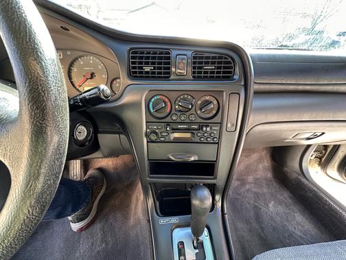 2001 Subaru Legacy L