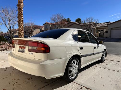 2001 Subaru Legacy L