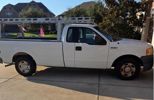 White 2005 Ford F-150 XL