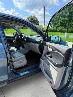 Blue 2016 Honda Pilot EX-L