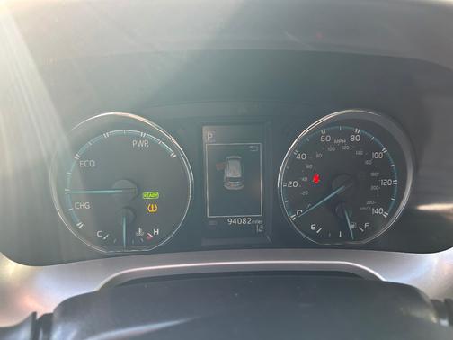 2018 Toyota RAV4 Hybrid LE