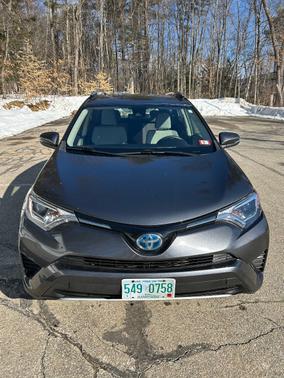 2018 Toyota RAV4 Hybrid LE