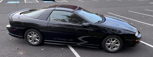 Black 2002 Chevrolet Camaro Base