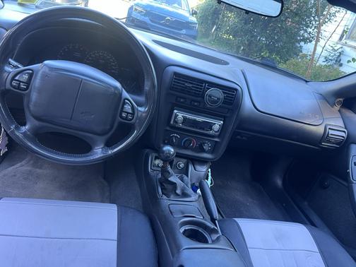 Black 2002 Chevrolet Camaro Base
