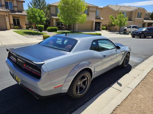 2022 Dodge Challenger SRT Super Stock