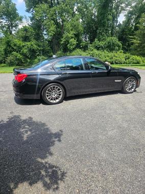 Black 2010 BMW 750 i xDrive