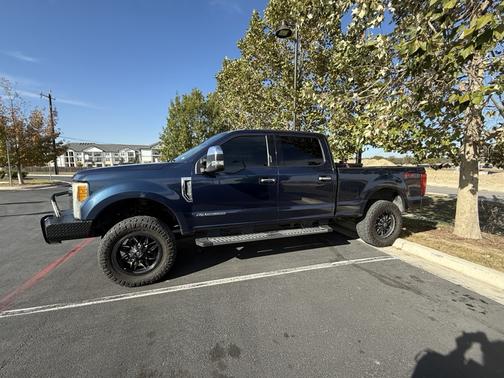 Blue 2017 Ford F-250 Lariat
