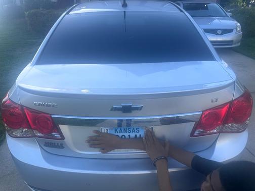 Silver 2011 Chevrolet Cruze LT