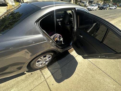 Gray 2012 Honda Accord SE