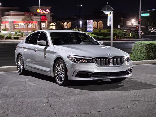 2020 BMW 540 i