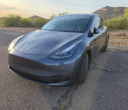 Gray 2023 Tesla Model Y Performance