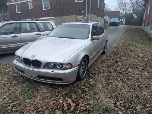 2003 BMW 530 i