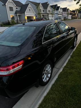 Black 2011 Toyota Camry XLE