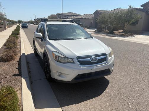 White 2014 Subaru XV Crosstrek 2.0i Premium