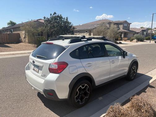 White 2014 Subaru XV Crosstrek 2.0i Premium