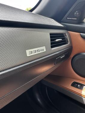 2013 BMW 335 is