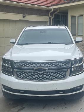 White 2016 Chevrolet Suburban LT