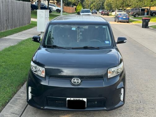 2013 Scion xB Base