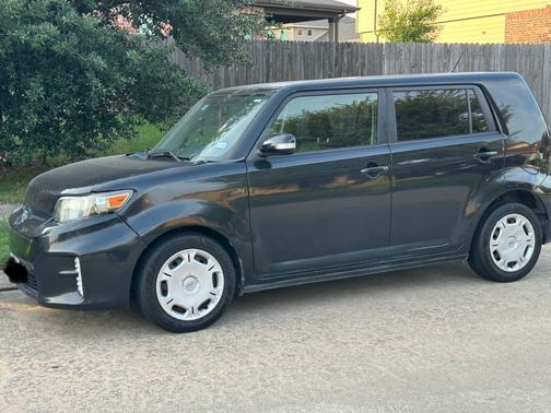 2013 Scion xB Base